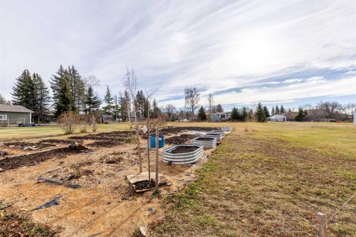 56 E 100 S, Raymond, AB - Outdoor With View