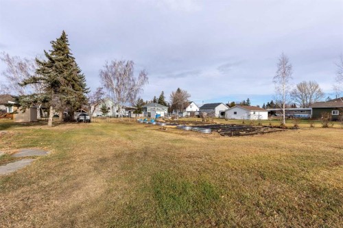 56 E 100 S, Raymond, AB - Outdoor