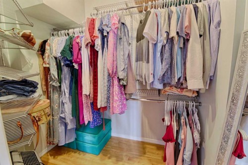 4513 Haven Place, Taber, AB - Indoor With Storage