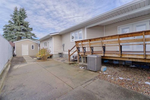 4513 Haven Place, Taber, AB - Outdoor