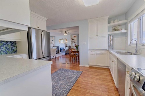 4513 Haven Place, Taber, AB - Indoor Photo Showing Kitchen With Double Sink