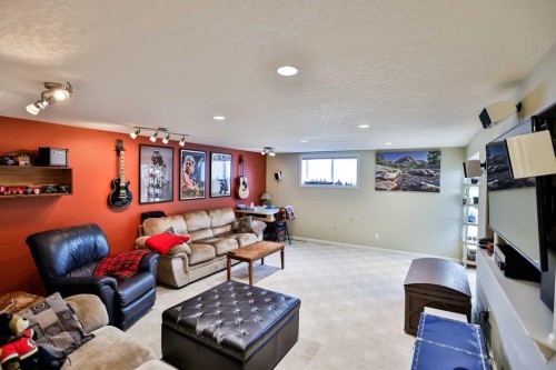 1101 14 Street North, Lethbridge, AB - Indoor