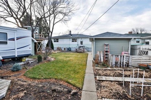 1101 14 Street North, Lethbridge, AB - Outdoor