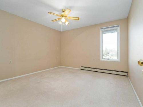 31C-2311 19 Street, Coaldale, AB - Indoor Photo Showing Other Room