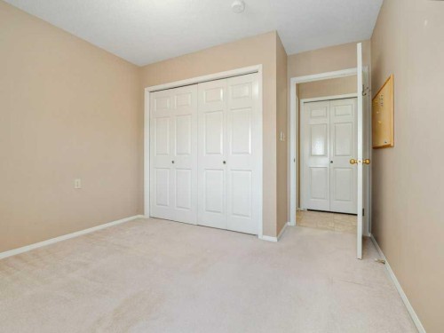 31C-2311 19 Street, Coaldale, AB - Indoor