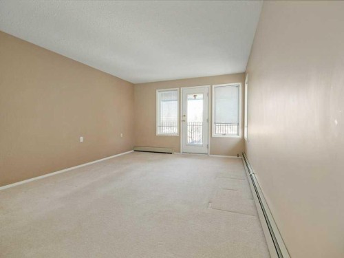 31C-2311 19 Street, Coaldale, AB - Indoor Photo Showing Other Room