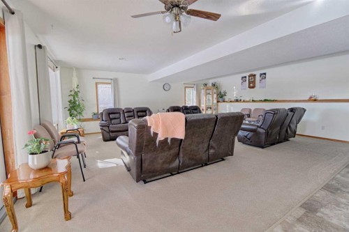 11225 Range Road 72, Rural Cypress County, AB - Indoor