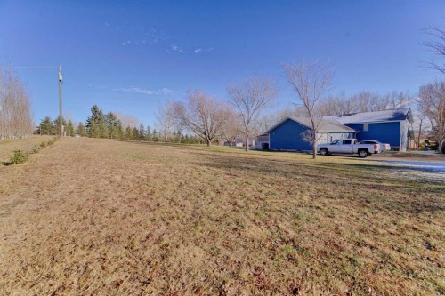 11225 Range Road 72, Rural Cypress County, AB - Outdoor