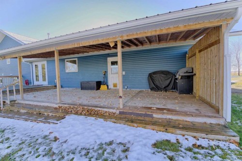 11225 Range Road 72, Rural Cypress County, AB - Outdoor With Deck Patio Veranda
