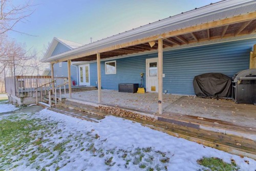 11225 Range Road 72, Rural Cypress County, AB - Outdoor With Deck Patio Veranda