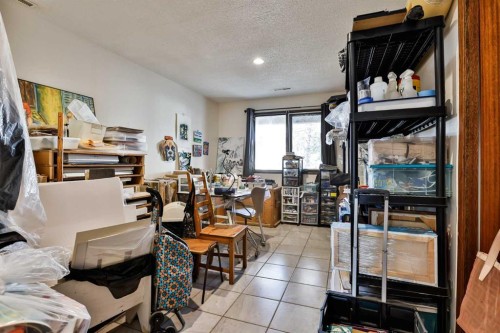 1108 10 Avenue North, Lethbridge, AB - Indoor