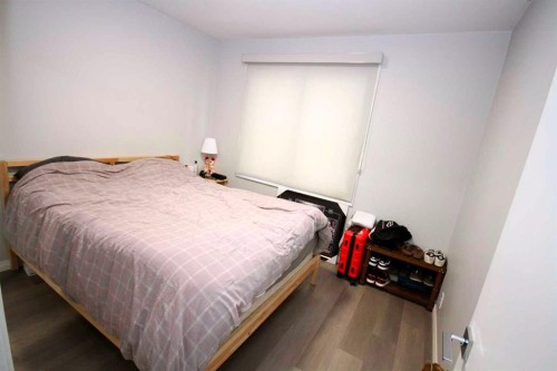 5620 54 Street, Taber, AB - Indoor Photo Showing Bedroom