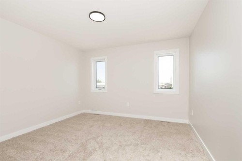 131 11 Street, Fort Macleod, AB - Indoor Photo Showing Other Room