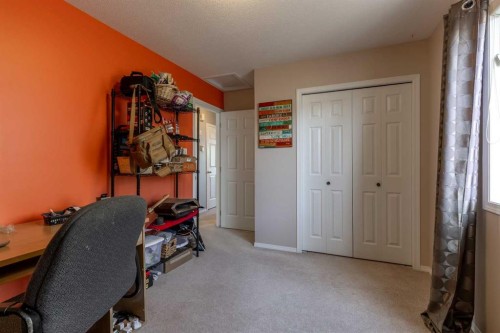 188 Cougar Way North, Lethbridge, AB - Indoor Photo Showing Office