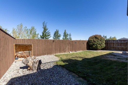188 Cougar Way North, Lethbridge, AB - Outdoor