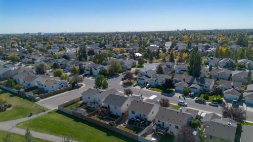 188 Cougar Way North, Lethbridge, AB - Outdoor With View