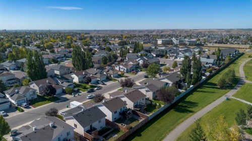188 Cougar Way North, Lethbridge, AB - Outdoor With View