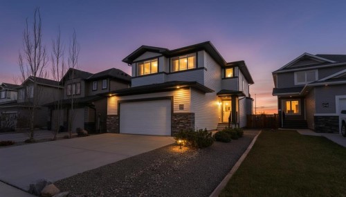 523 Firelight Place WEST Lethbridge, AB T1J 0B8