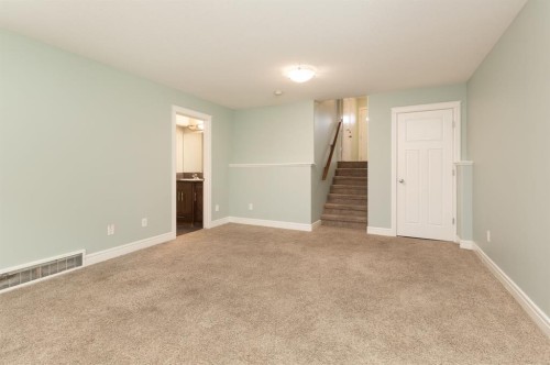 847 Mt Sundance Manor West, Lethbridge, AB - Indoor Photo Showing Other Room