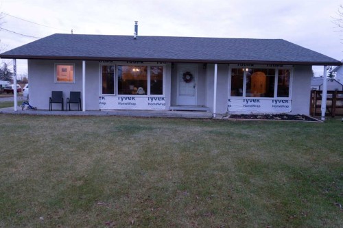 230 E 100 S Street, Raymond, AB - Outdoor With Deck Patio Veranda