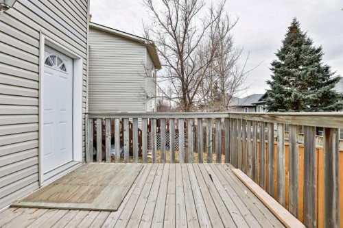 16-720 Heritage Boulevard West, Lethbridge, AB - Outdoor With Deck Patio Veranda With Exterior