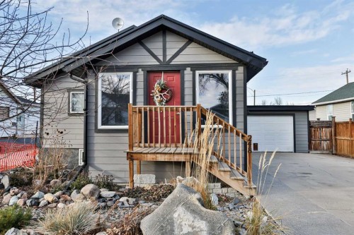 248 Crescent Avenue North, Picture Butte, AB - Outdoor
