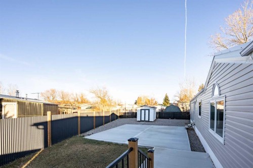42 Westover Crescent, Claresholm, AB - Outdoor