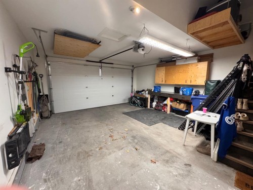 266 Lynx Road North, Lethbridge, AB - Indoor Photo Showing Garage