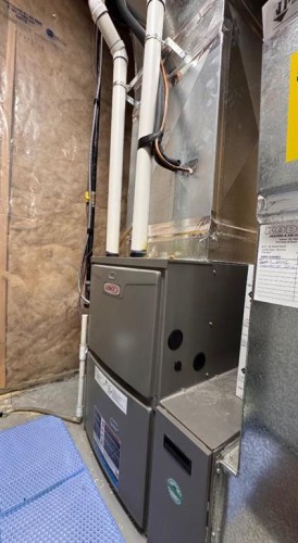 266 Lynx Road North, Lethbridge, AB - Indoor Photo Showing Basement