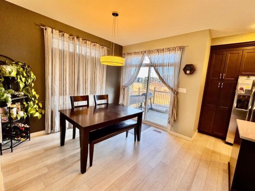 266 Lynx Road North, Lethbridge, AB - Indoor