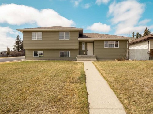 495 6 Street WEST Cardston, AB T0K 0K0