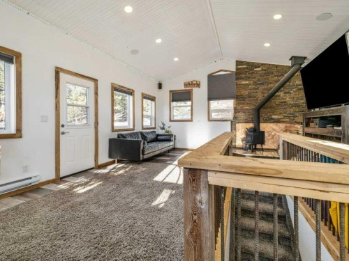 6501 22 Avenue, Coleman, AB - Indoor