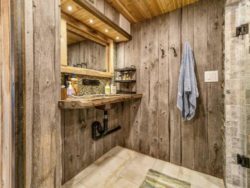 6501 22 Avenue, Coleman, AB - Indoor Photo Showing Other Room