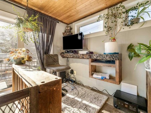 6501 22 Avenue, Coleman, AB - Indoor Photo Showing Other Room