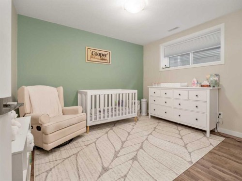218 Grassland Boulevard West, Lethbridge, AB - Indoor Photo Showing Bedroom