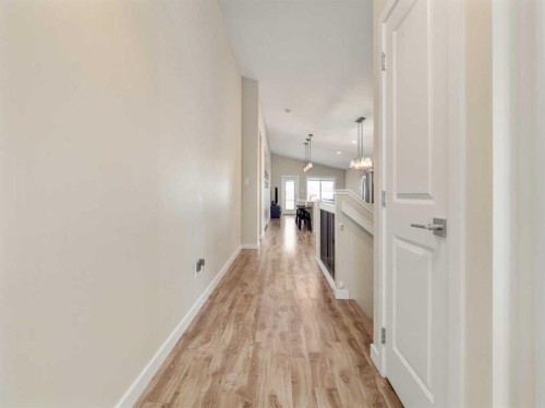 218 Grassland Boulevard West, Lethbridge, AB - Indoor Photo Showing Other Room