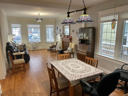 1263 5 Avenue South, Lethbridge, AB - Indoor