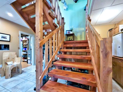 109 Adanac Rise, Hillcrest, AB - Indoor Photo Showing Other Room