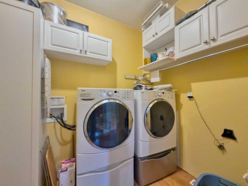 109 Adanac Rise, Hillcrest, AB - Indoor Photo Showing Laundry Room