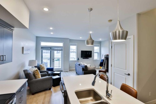 4-73 Aquitania Circle West, Lethbridge, AB - Indoor