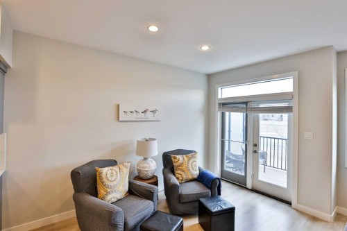 4-73 Aquitania Circle West, Lethbridge, AB - Indoor Photo Showing Other Room