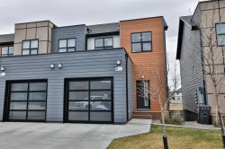 4-73 Aquitania Circle WEST Lethbridge, AB T1J 5M5