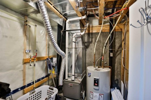 4-73 Aquitania Circle West, Lethbridge, AB - Indoor Photo Showing Basement