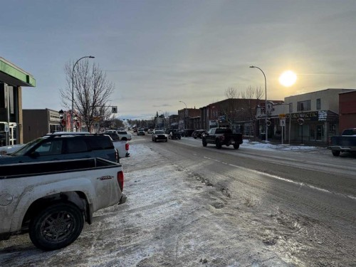 232 Main Street, Cardston, AB 