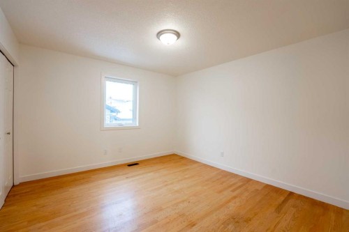 119 Grand River Boulevard West, Lethbridge, AB - Indoor Photo Showing Other Room