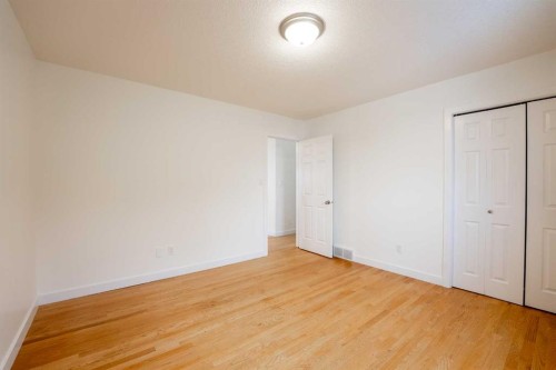 119 Grand River Boulevard West, Lethbridge, AB - Indoor Photo Showing Other Room