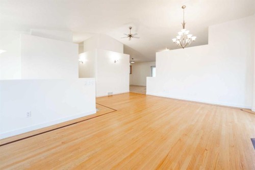 119 Grand River Boulevard West, Lethbridge, AB - Indoor