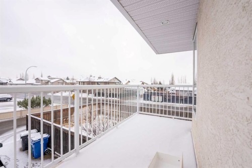 119 Grand River Boulevard West, Lethbridge, AB - Outdoor With Exterior