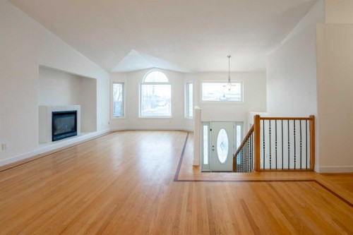 119 Grand River Boulevard West, Lethbridge, AB - Indoor With Fireplace