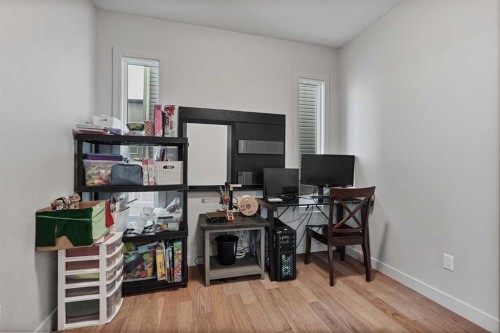 806 Miners Boulevard West, Lethbridge, AB - Indoor Photo Showing Office